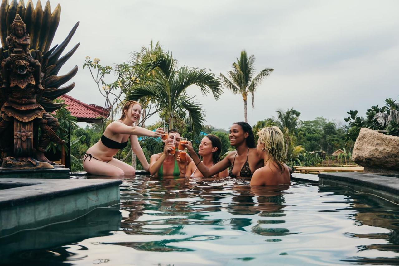 Odiyana Bali Retreat Hotel Banyuwedang Eksteriør billede
